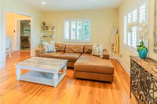 131 Valencia Dr, Dunedin, FL 34698 - Photo 7