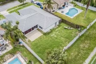 12609 130th St, Largo, FL 33774 - Photo 15