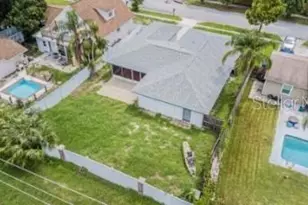 12609 130th St, Largo, FL 33774 - Photo 17