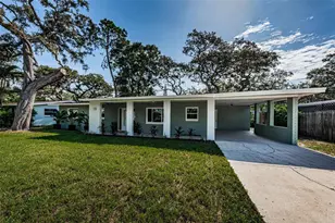 19 Ventura Dr, Dunedin, FL 34698 - Photo 3