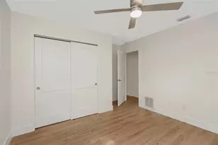 19 Ventura Dr, Dunedin, FL 34698 - Photo 17