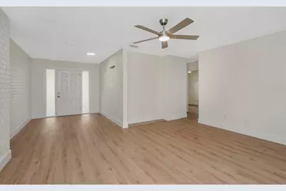 19 Ventura Drive, Dunedin, FL 34698 - Photo 11