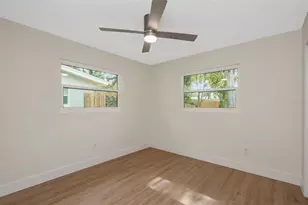 19 Ventura Dr, Dunedin, FL 34698 - Photo 15