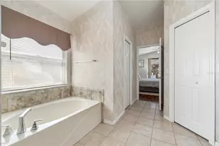 30923 Iverson Dr, Wesley Chapel, FL 33543 - Photo 29