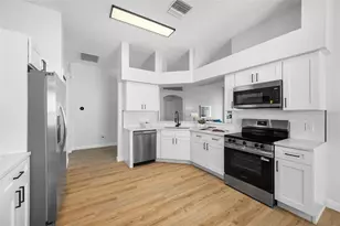 8105 Water Tower Dr, Tampa, FL 33619 - Photo 21