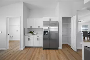 8105 Water Tower Dr, Tampa, FL 33619 - Photo 25