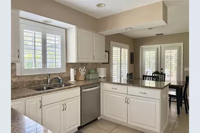 9306 Alanbrooke St, Temple Terrace, FL 33637 - Photo 15