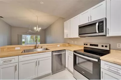 1032 Radison Avenue #2, Sun City Center, FL 33573 - Photo 7