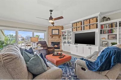 936 Pinellas Bayway S #T10, Saint Petersburg, FL 33715 - Photo 9