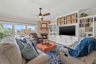 936 Pinellas Bayway S, Saint Petersburg, FL 33715 - Photo 9