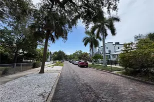 142 6th Ave N, Saint Petersburg, FL 33701 - Photo 23