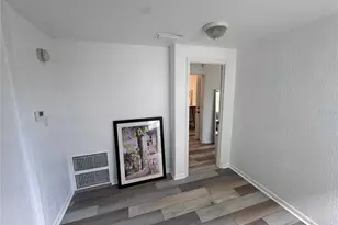 142 6th Ave N, Saint Petersburg, FL 33701 - Photo 7