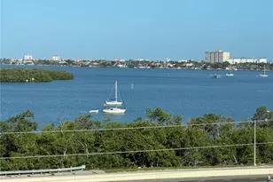 7100 Sunshine Skyway Ln S, Saint Petersburg, FL 33711 - Photo 25