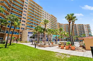 880 Mandalay Ave, Clearwater Beach, FL 33767 - Photo 3
