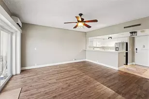 880 Mandalay Ave, Clearwater Beach, FL 33767 - Photo 21