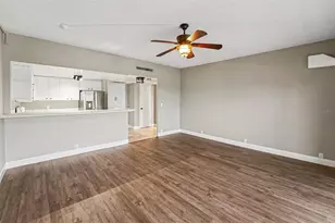 880 Mandalay Ave, Clearwater Beach, FL 33767 - Photo 23