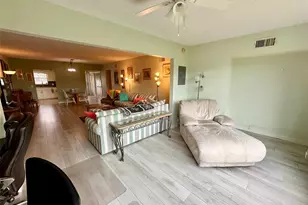 2460 Franciscan Dr, Clearwater, FL 33763 - Photo 13