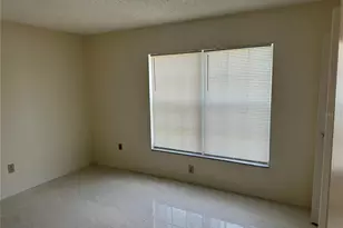 5915 Taywood Dr, Tampa, FL 33624 - Photo 5