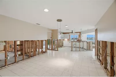 5810 Bahama Way S, Saint Pete Beach, FL 33706 - Photo 9