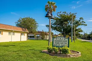 1651 S Lake Ave, Clearwater, FL 33756 - Photo 3