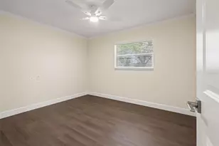 4247 Helena St NE, Saint Petersburg, FL 33703 - Photo 25