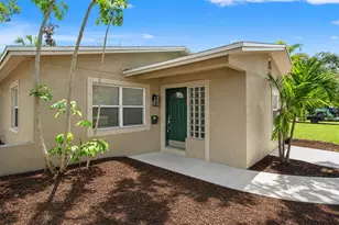 4247 Helena St NE, Saint Petersburg, FL 33703 - Photo 3