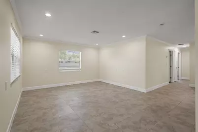 4247 Helena Street NE, Saint Petersburg, FL 33703 - Photo 11