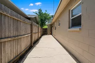 4247 Helena St NE, Saint Petersburg, FL 33703 - Photo 29