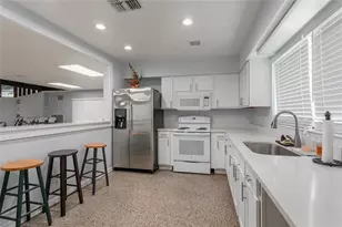 6518 Walton Way, Tampa, FL 33610 - Photo 37