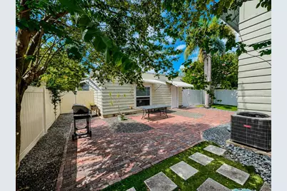400 20th Street N, Saint Petersburg, FL 33713 - Photo 7