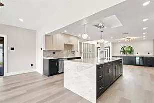 15918 Redington Dr, Redington Beach, FL 33708 - Photo 13