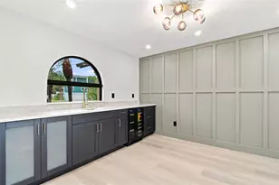15918 Redington Dr, Redington Beach, FL 33708 - Photo 9