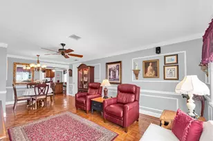 6915 Versailles N, Pinellas Park, FL 33781 - Photo 3