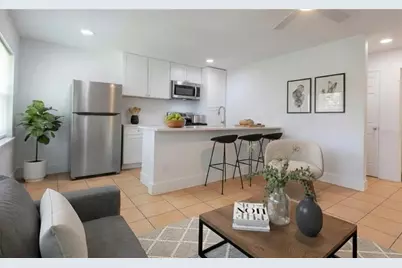3017 49th Street S #5, Gulfport, FL 33707 - Photo 5