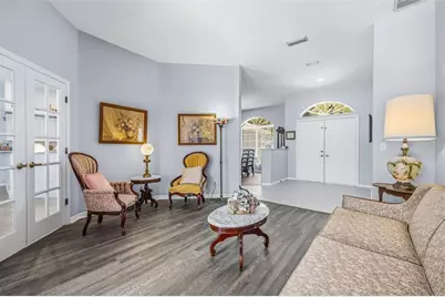 15306 Carrollton Lane, Tampa, FL 33624 - Photo 13