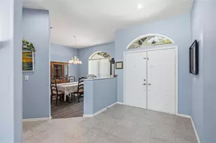 15306 Carrollton Ln, Tampa, FL 33624 - Photo 11