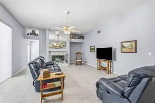 15306 Carrollton Ln, Tampa, FL 33624 - Photo 19
