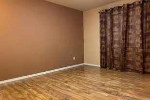 1783 Maryland Ave NE, Saint Petersburg, FL 33703 - Photo 9