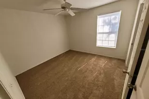 36106 Lake Chase Blvd, Zephyrhills, FL 33541 - Photo 25