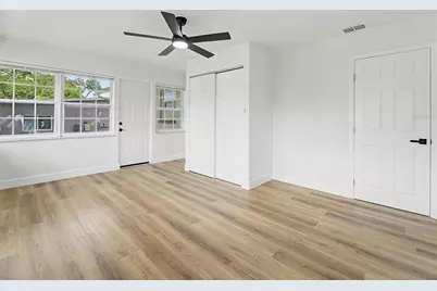 1354 Rosery Road NE, Largo, FL 33770 - Photo 23