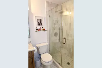 9484 Treasure Lane NE, Saint Petersburg, FL 33702 - Photo 11
