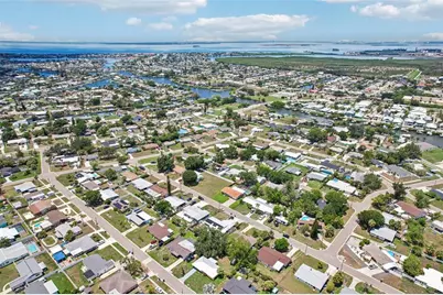 520 Fairfax Lane, Apollo Beach, FL 33572 - Photo 23