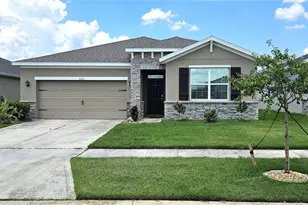 8103 Wheat Stone Dr, Zephyrhills, FL 33540 - Photo 1