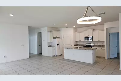 8103 Wheat Stone Drive, Zephyrhills, FL 33540 - Photo 13