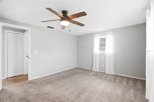 8704 Marlin Ct, Tampa, FL 33634 - Photo 11