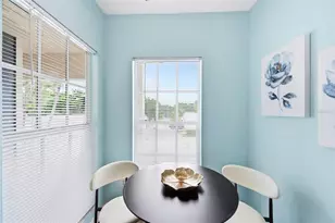 11541 Shipwatch Dr, Largo, FL 33774 - Photo 13