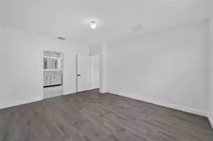9637 Troncais Cir, Thonotosassa, FL 33592 - Photo 19