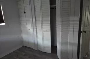 6240 Connecticut St, Zephyrhills, FL 33542 - Photo 9