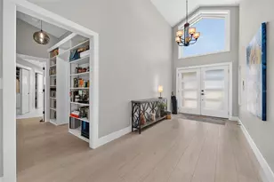 2936 68th Ave S, Saint Petersburg, FL 33712 - Photo 9