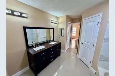 7029 Drury Street, Tampa, FL 33635 - Photo 11